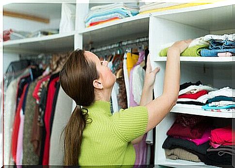 Organization in the clothes closet