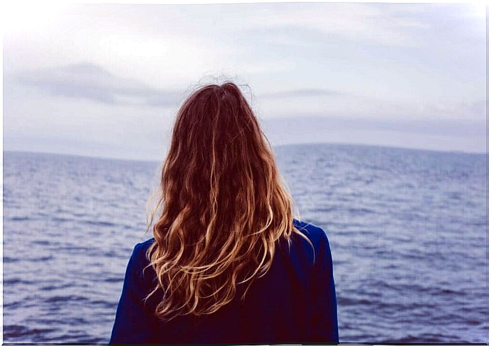 woman watching the sea